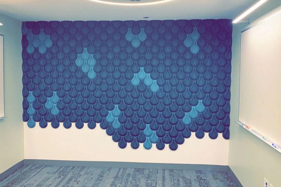 Organic-Blocks-Drop-Blue-and-Turquoise-Office