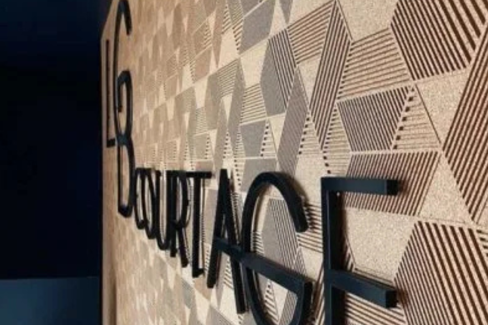 Organic-Strips-Geometric-Natural-Courtage-Office