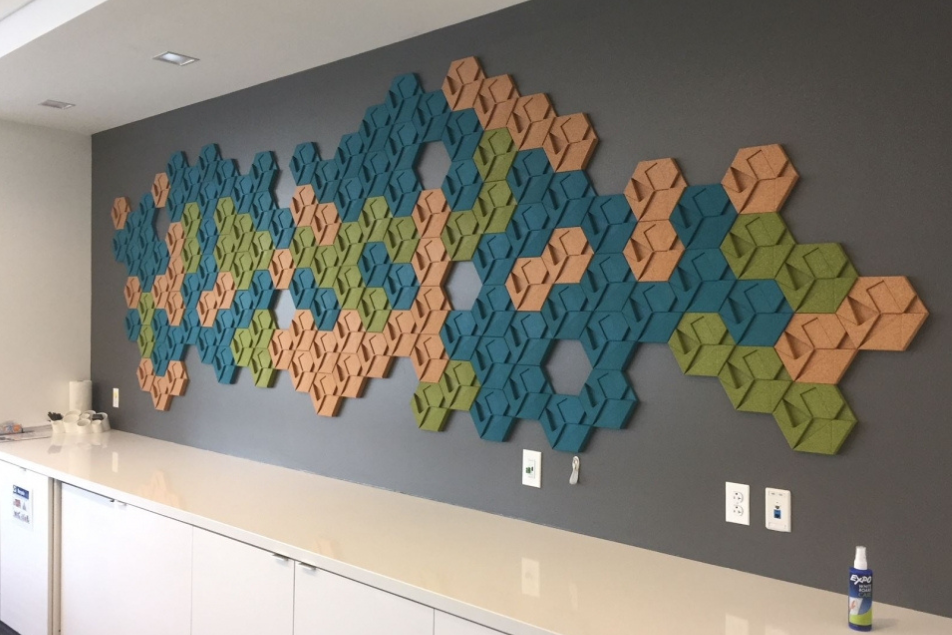 Organic blocks hexagon multi waiting room