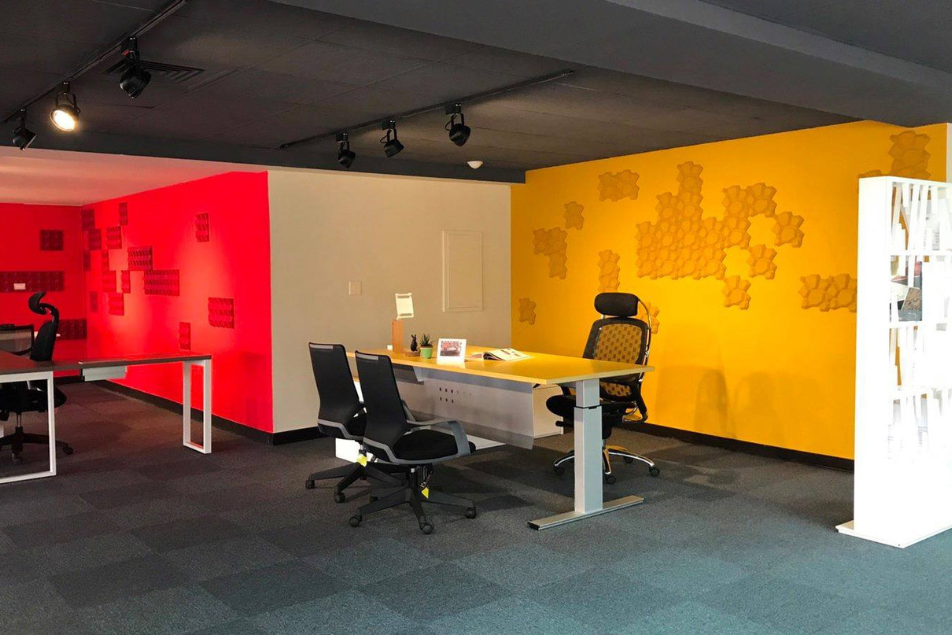 Organic-Blocks-Beehive-Yellow-Minichock-Red-Office