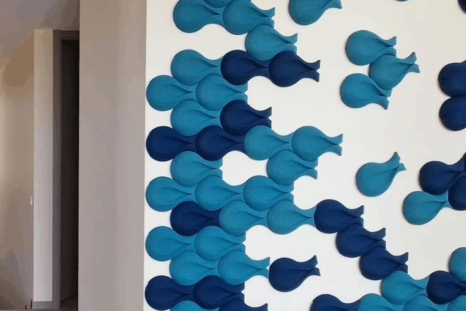 Organic-Blocks-Drop-Multi-Color-Office-Hallway