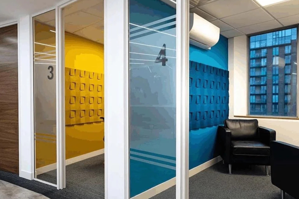 Organic-Blocks-Chock-Yellow-and-Blue-breakout-rooms