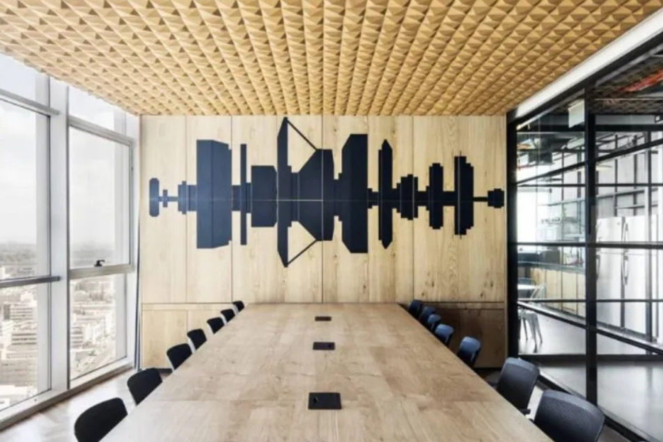 Organic-Blocks-Peak-Ivory-Conference-Room