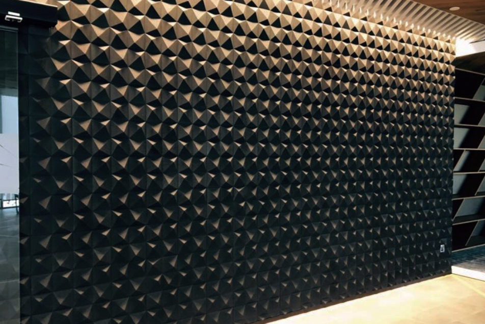 Organic-Blocks-Peak-Black-Showroom